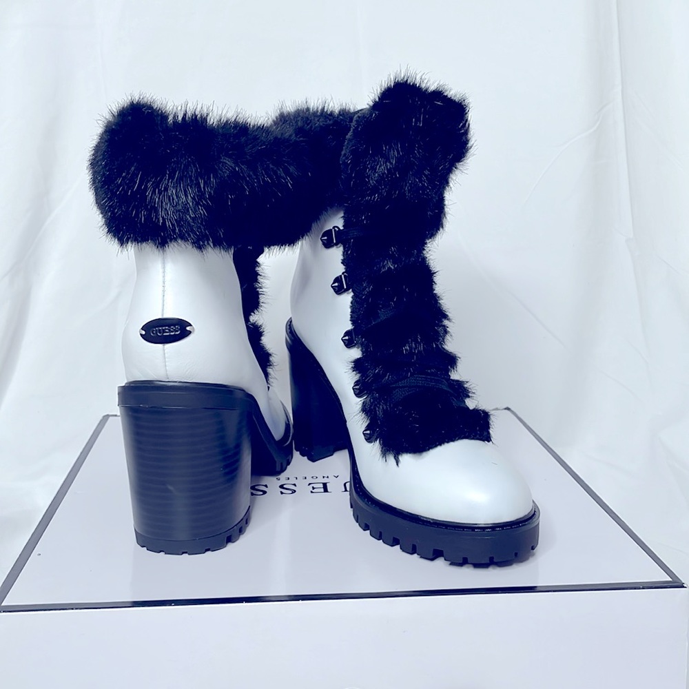 BNIB Guess Galway white leather & black fur boots